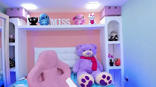 miss   megan online show from 09-15-25, 02:34