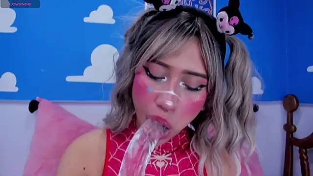 miss   megan online show from 12-15-25, 10:59