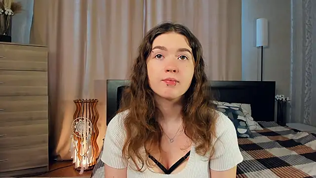 Snapshot of Velvetworld chatting on 02-27-25, 06:13 Velvetworld online show from 02-27-25, 06:13