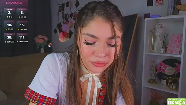 Caroline  Brown online show from 11-13-25, 04:27