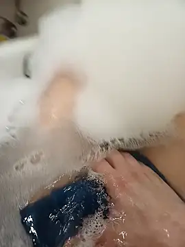 flo000031 online show from 03-10-26, 10:08