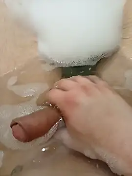 flo000031 online show from 04-04-26, 10:22