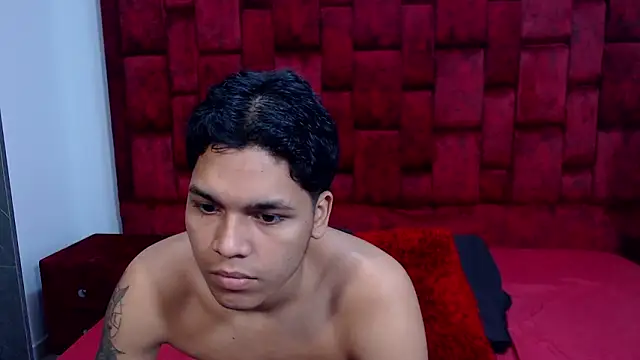 Snapshot of David_Gil19 chatting on 01-15-26, 02:04 David Gil19 online show from 01-15-26, 02:04