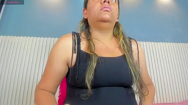 Aida-nicolle online show from 03-14-25, 09:57