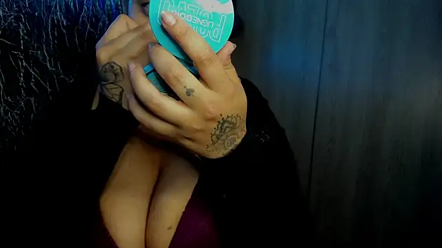 Snapshot of Bellota_Girl chatting on 11-07-25, 07:40 Bellota Girl online show from 11-07-25, 07:40