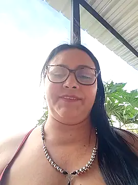 Snapshot of promiscuous-indecent-momm chatting on 10-08-25, 07:47 promiscuous-indecent-momm online show from 10-08-25, 07:47