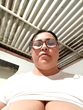 promiscuous-indecent-momm online show from 11-02-25, 10:37