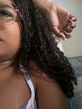 KylieGomeez online show from 11-16-25, 01:27