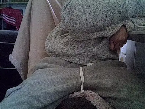 createur34 online show from 12-04-25, 01:21