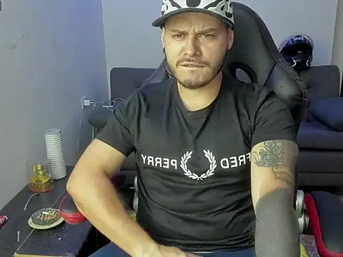 ragnar lothbrok777 online show from 04-14-26, 04:17