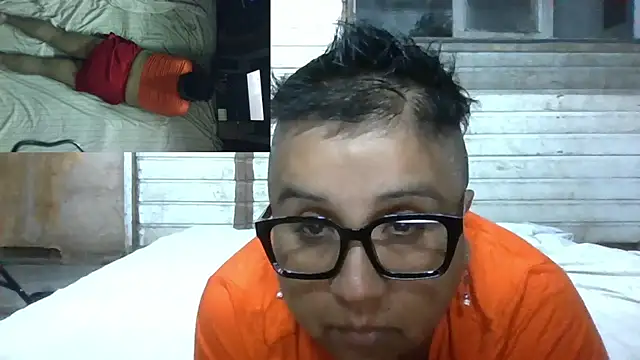 Snapshot of erinadarling79 chatting on 11-23-25, 03:16 erinadarling79 online show from 11-23-25, 03:16