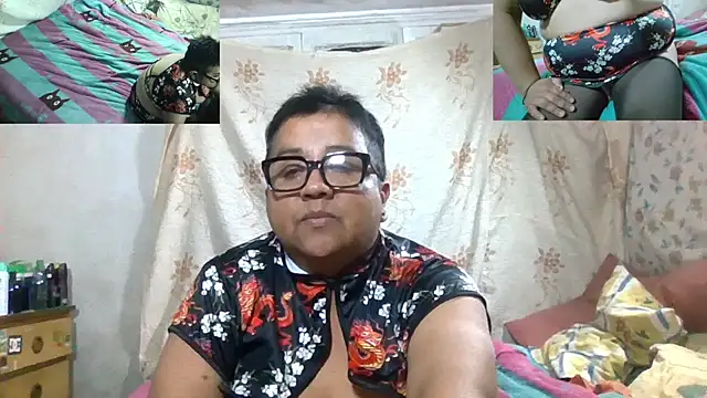 Snapshot of erinadarling79 chatting on 11-08-25, 02:26 erinadarling79 online show from 11-08-25, 02:26