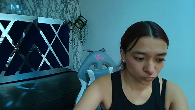 charlotte bluee online show from 12-22-25, 06:52