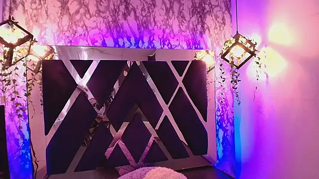 charlotte bluee online show from 11-03-25, 12:20