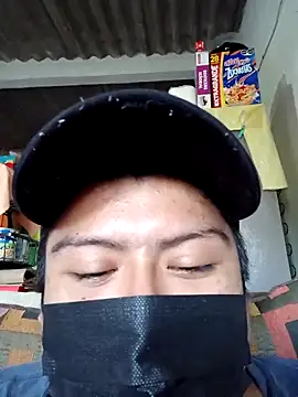 Snapshot of electroguz chatting on 12-22-25, 05:57 electroguz online show from 12-22-25, 05:57