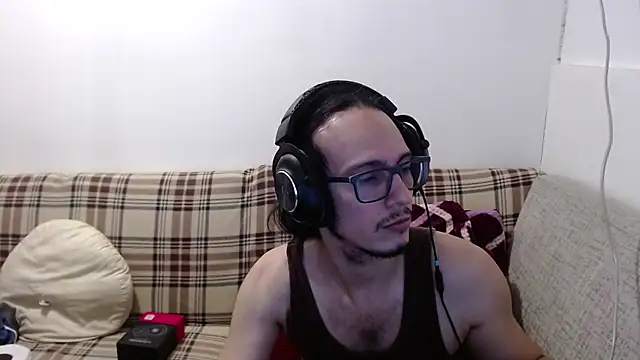 Snapshot of cholitohermoso chatting on 04-07-26, 04:20 cholitohermoso online show from 04-07-26, 04:20