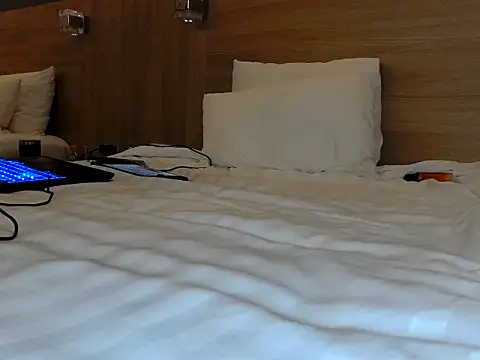 Iscariot19 online show from 10-23-25, 09:57