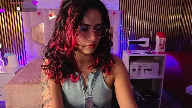 kristen tay online show from 04-07-26, 03:08