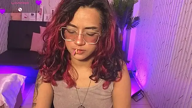 kristen tay online show from 04-13-26, 03:21