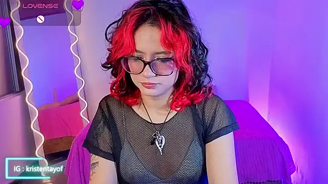 Snapshot of kristen_tay chatting on 09-14-25, 03:29 kristen tay online show from 09-14-25, 03:29