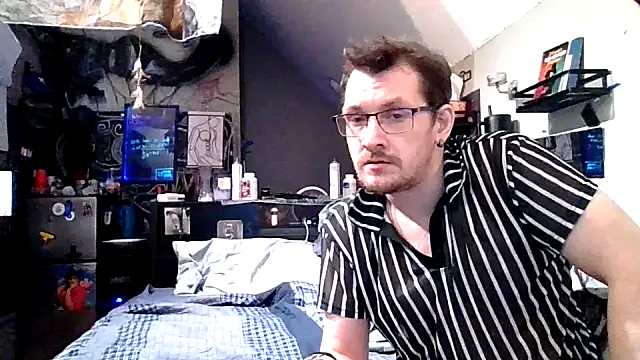 Sk00byJaXxX212 online show from 05-14-26, 04:20