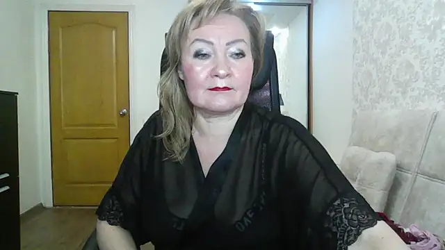 Snapshot of Victoria_secrets_ chatting on 09-25-25, 05:30 Victoria secrets  online show from 09-25-25, 05:30