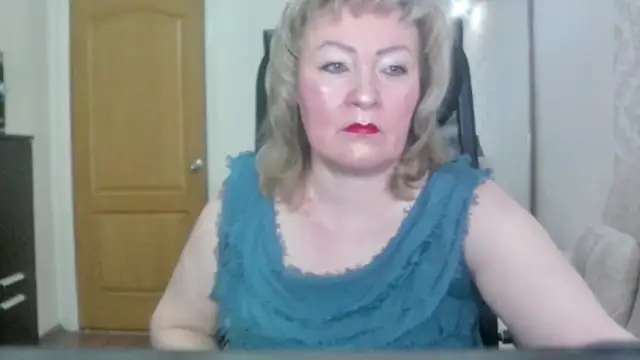 Victoria secrets  online show from 05-16-26, 05:06