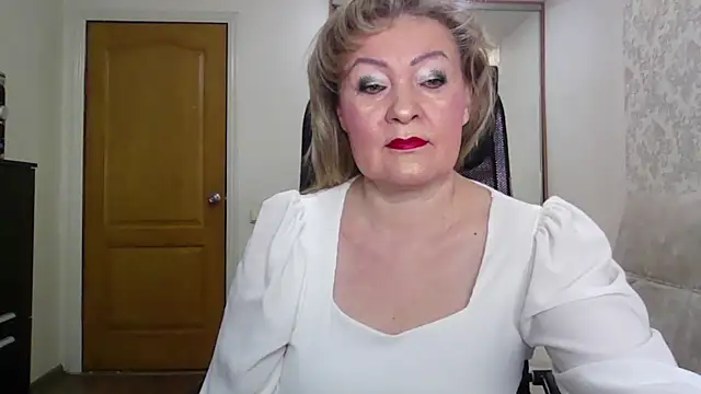 Victoria secrets  online show from 02-12-26, 04:56