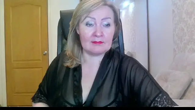Snapshot of Victoria_secrets_ chatting on 07-13-26, 07:51 Victoria secrets online show from 07-13-26, 07:51
