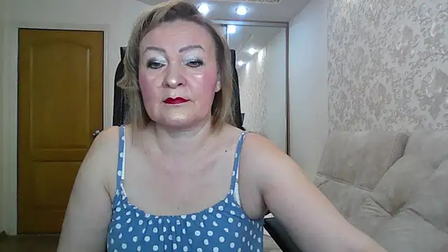 Victoria secrets  online show from 11-13-25, 05:00