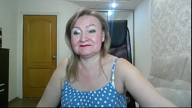Snapshot of Victoria_secrets_ chatting on 10-21-25, 05:12 Victoria secrets  online show from 10-21-25, 05:12