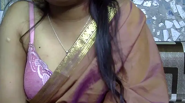 BROUNGIRLKAVYA online show from 03-18-25, 10:28