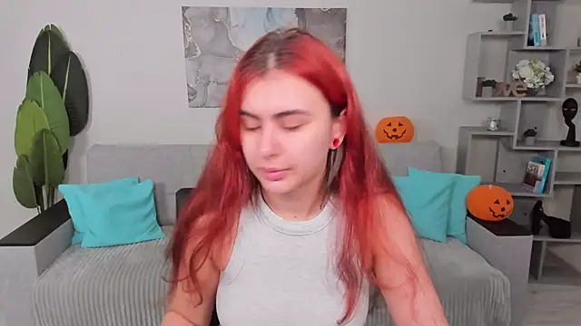 GabriellaMays online show from 11-11-25, 05:13