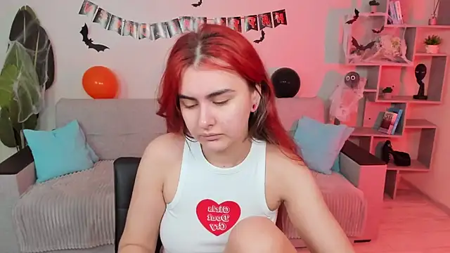 GabriellaMays online show from 10-18-25, 05:09