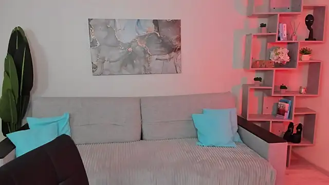 GabriellaMays online show from 02-11-26, 05:18