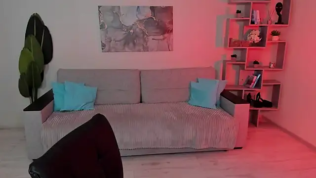 GabriellaMays online show from 04-12-26, 05:11