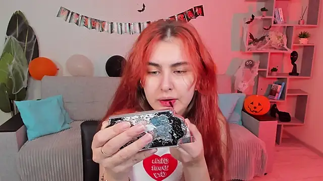 GabriellaMays online show from 11-02-25, 05:12