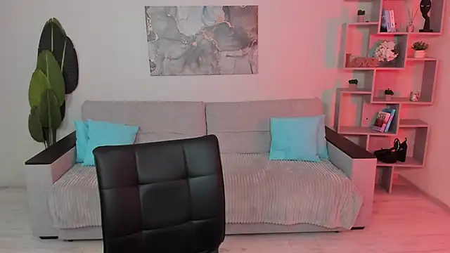 GabriellaMays online show from 04-10-26, 05:14