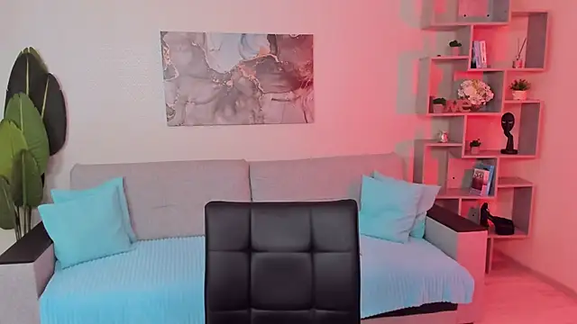 GabriellaMays online show from 11-27-25, 05:08