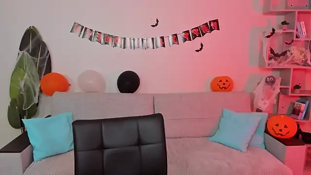 GabriellaMays online show from 11-01-25, 05:14