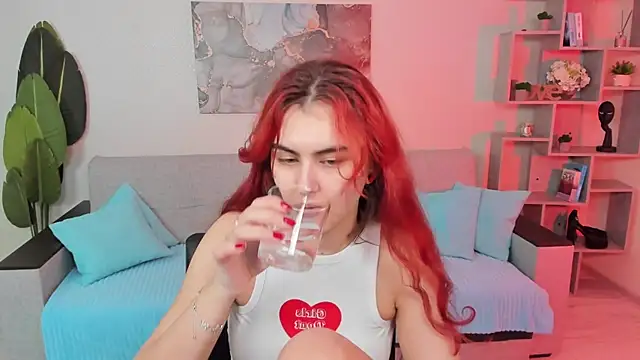 GabriellaMays online show from 11-23-25, 05:17