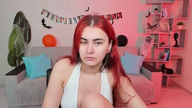 GabriellaMays online show from 10-19-25, 05:10