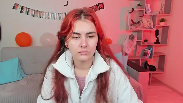 GabriellaMays online show from 10-26-25, 05:08