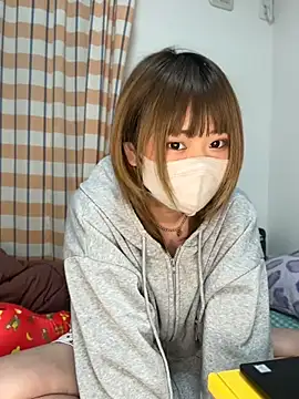 Snapshot of FUYU_rain chatting on 05-25-26, 02:00 FUYU rain online show from 05-25-26, 02:00