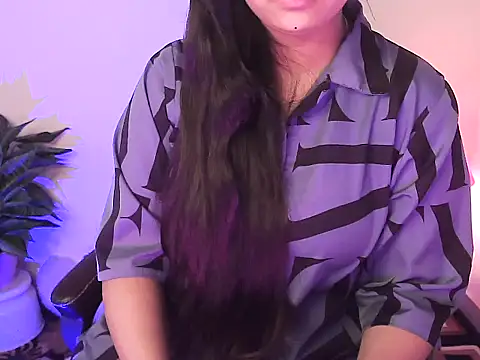 megancatluna online show from 12-16-25, 04:28