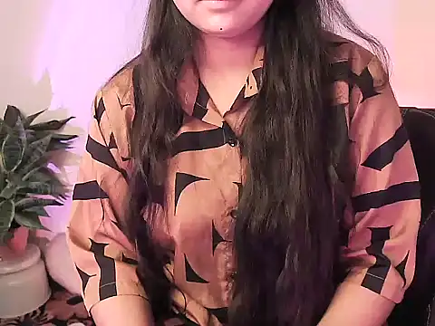 megancatluna online show from 12-17-25, 05:01