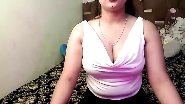 megancatluna online show from 10-19-25, 06:27