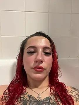 Snapshot of princessred517 chatting on 02-13-26, 09:26 princessred517 online show from 02-13-26, 09:26