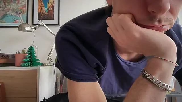 MikymikeBBWD online show from 12-17-25, 12:32