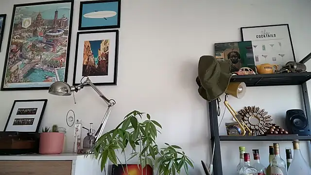 MikymikeBBWD online show from 11-26-25, 11:10